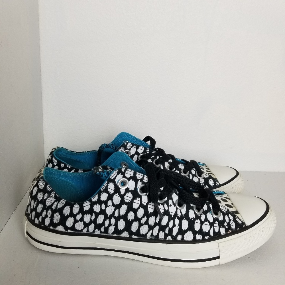 All stars sneakers